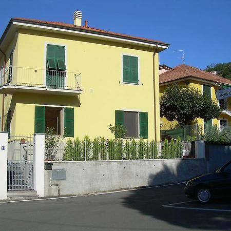 La Casa Delle Rose Room With Air Conditioning 斯培西亚 外观 照片