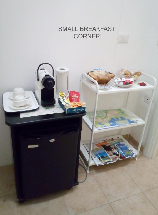 La Casa Delle Rose Room With Air Conditioning 斯培西亚 外观 照片