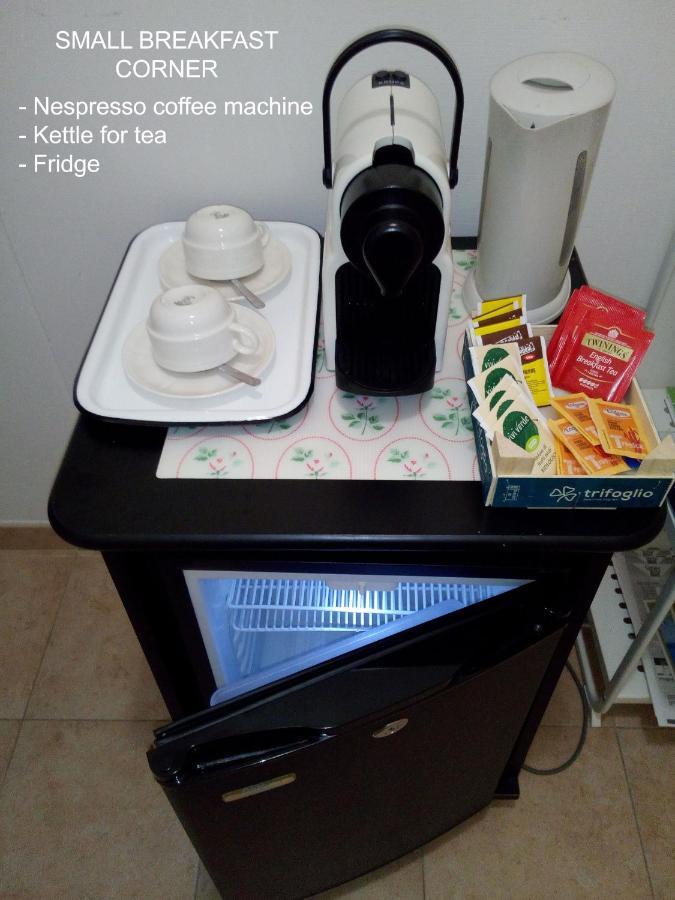 La Casa Delle Rose Room With Air Conditioning 斯培西亚 外观 照片